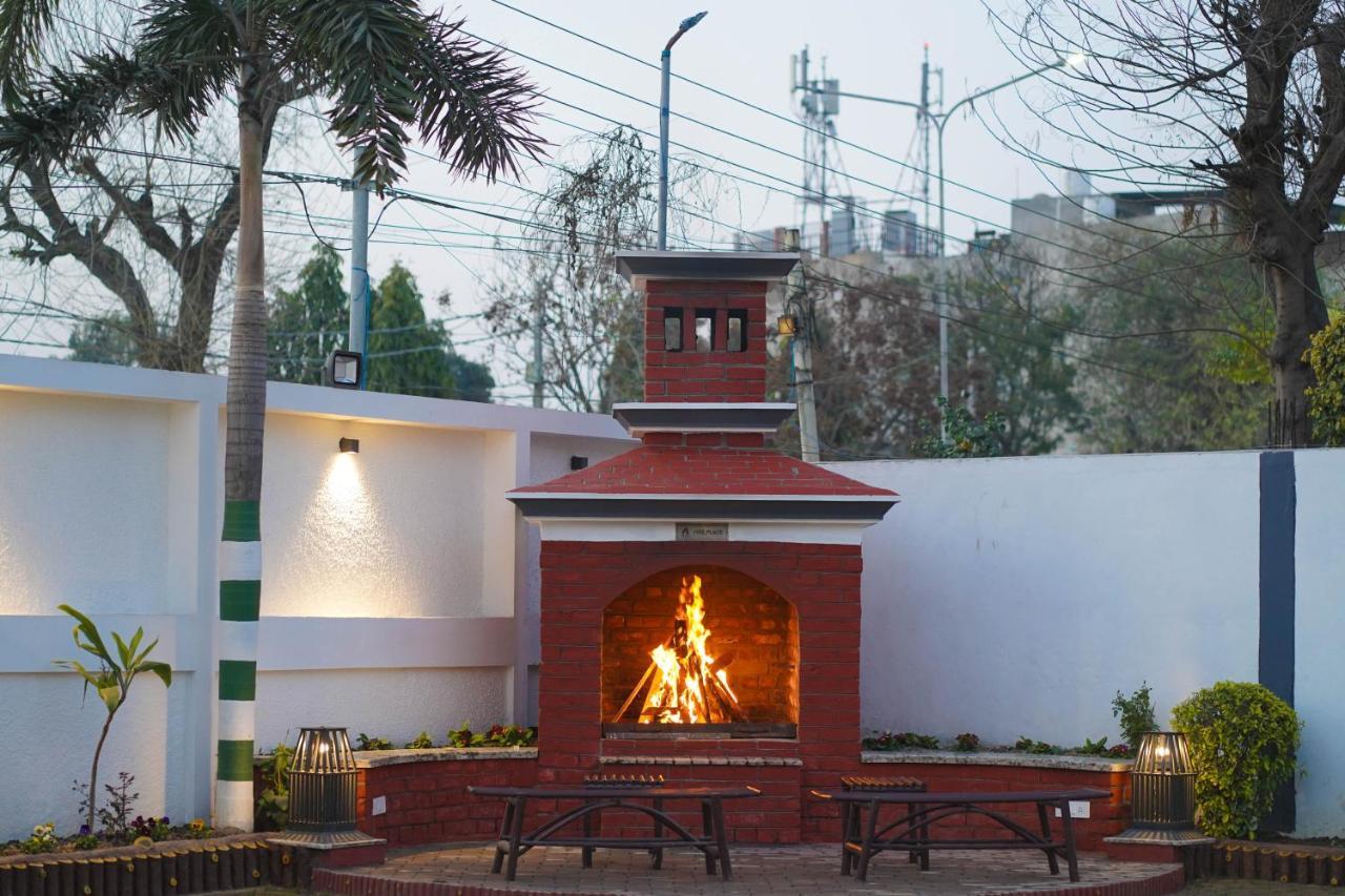 Housewood Villas Amritsar Buitenkant foto